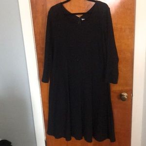 Black dress with 3/4 sleeve